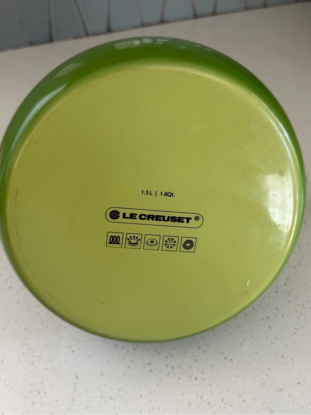Le Creuset 1.5L (1.6 Qt.) Whistling Tea Kettle – Kiwi Green Kitchen